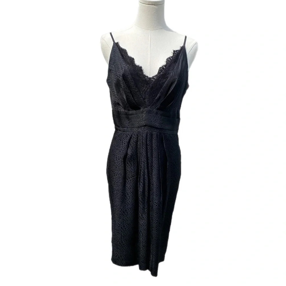 Kenar 100% silk dress with lace front detailing size 6
